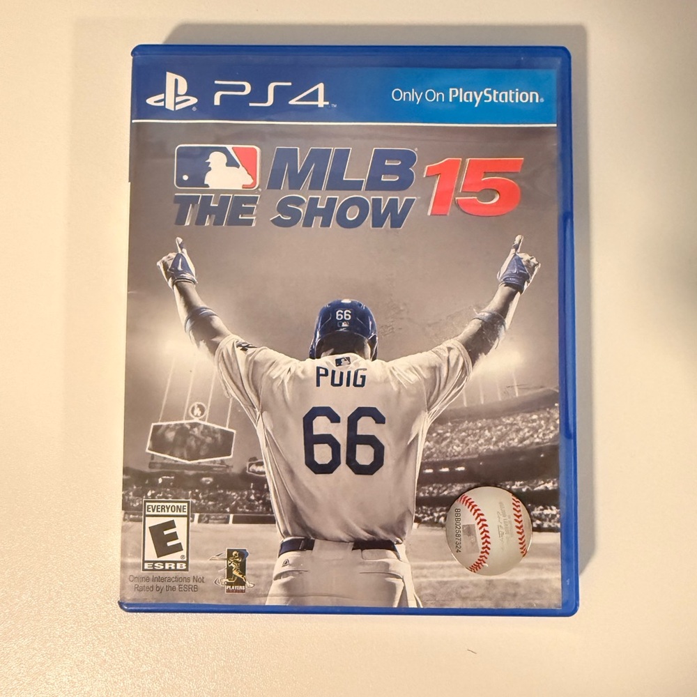 MLB The Show 15 for PS4 - Blue Case